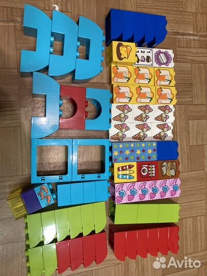 Три контейнера с деталями lego duplo (новые и бу)