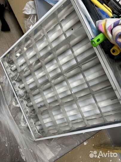 Светильник потолочный