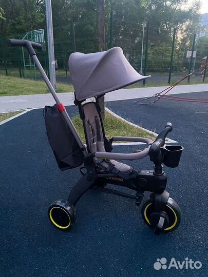 Велосипед трехколесный с ручкой, Luxmom S7