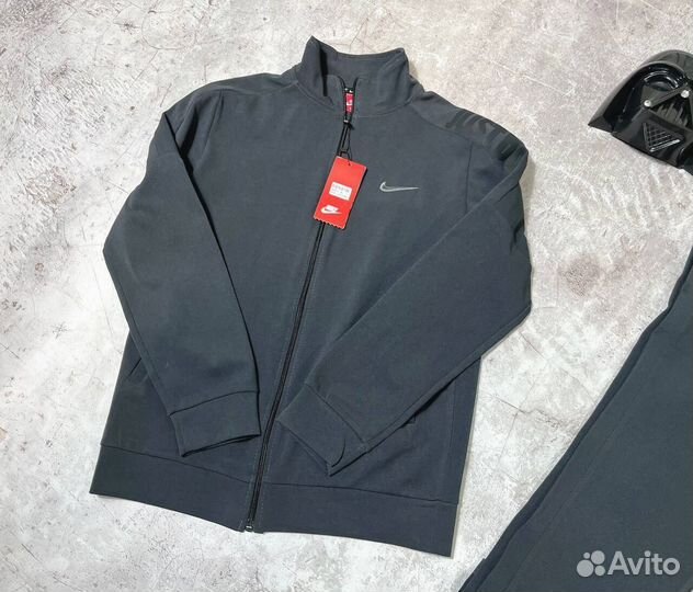 Спортивные костюмы Nike