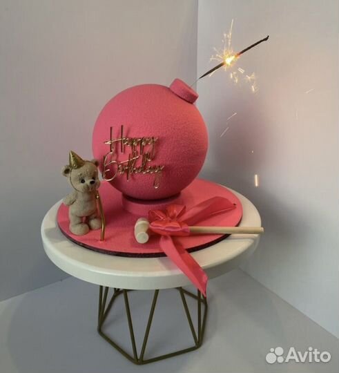 Торт бомба, торткиндер, торт сюрпризом