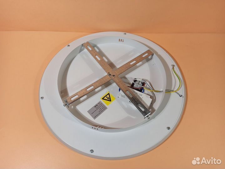 С дефектом 834962 Светодиодный потолочный светильн
