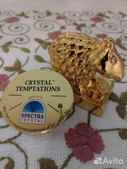 Сувенир Овечка с кристаллами Swarovski