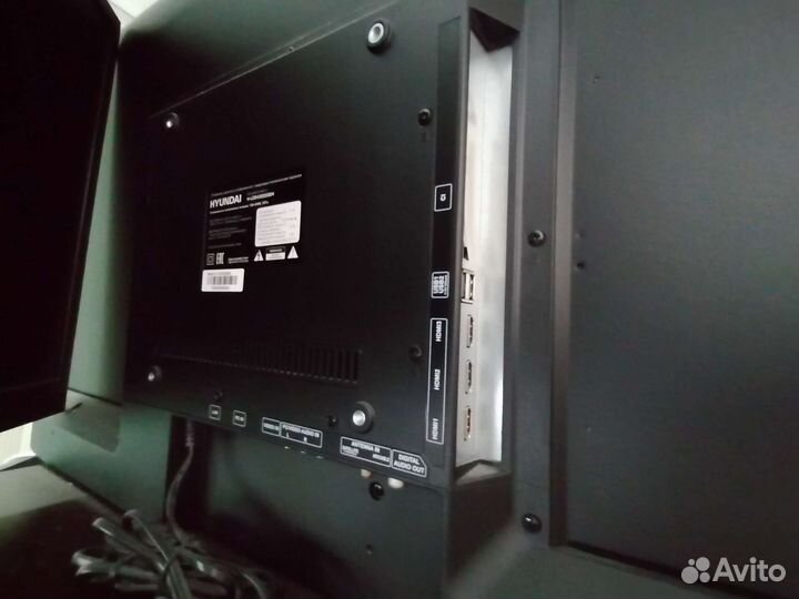 2 Телевизора, ЖК б/у