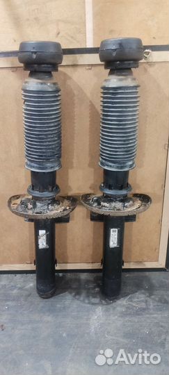 Стойки VW Polo, Skoda Fabia 2