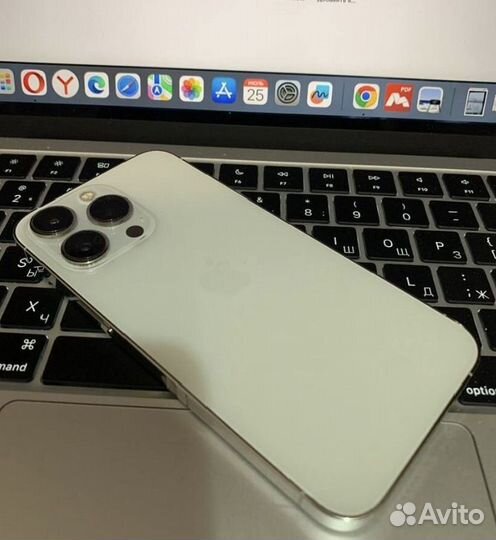 iPhone 13 Pro, 256 ГБ