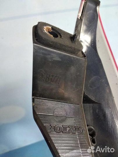 Фонарь задний внешний левый 30678220