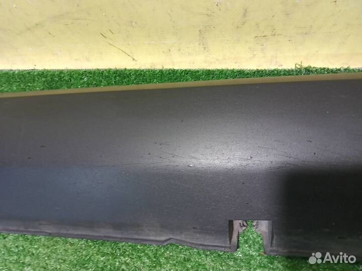 Накладка порога правая LADA Vesta Cross 2017