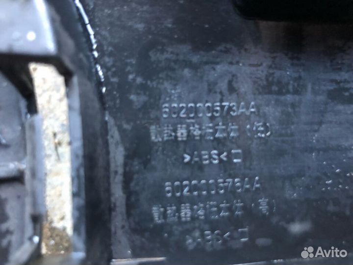 Решетка радиатора Chery Tiggo 4 T19 2018-Нв