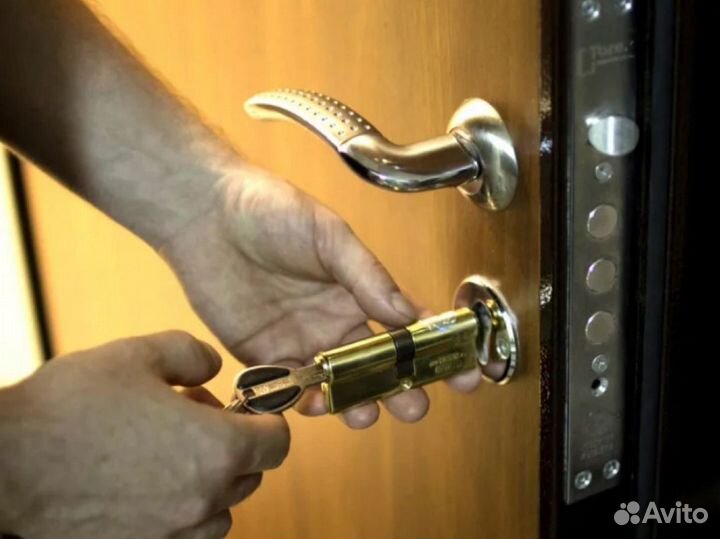 Замки: вскрытие,замена,ремонт,двери
