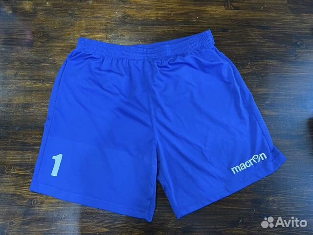 Шорты macron