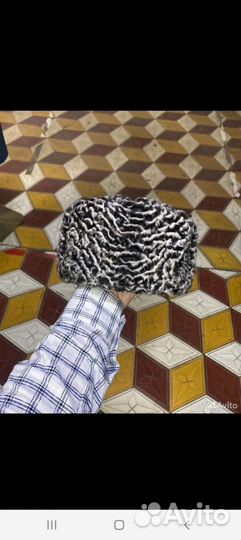 Каракулевые шапки