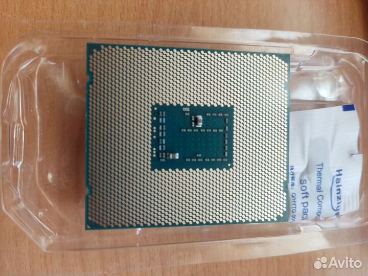Intel Xeon E5 2690v3 3,5 ггц 12 ядер 24 потока