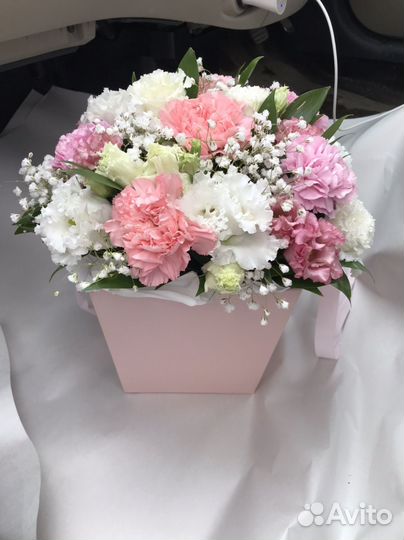 Доставка цветов, фруктовых и подарочных корзин