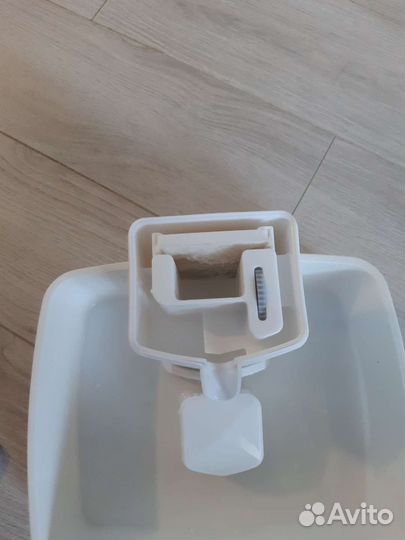 Фонтан поилка для кошек