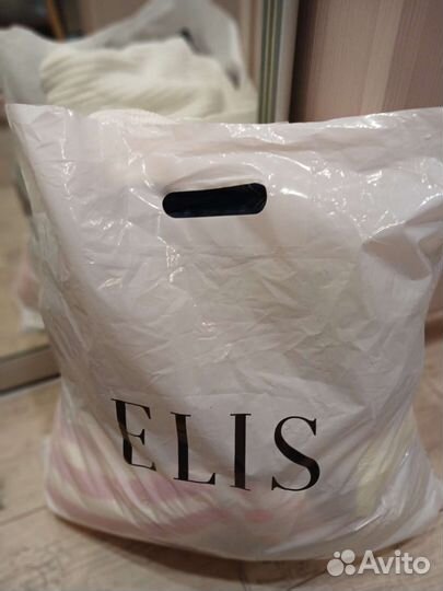 Женские вещи пакетом 48 размер(джинсы, кофты.)