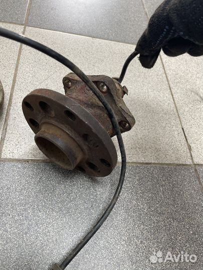 Задняя ступица vw passat b5 b5+ audi A6 C5