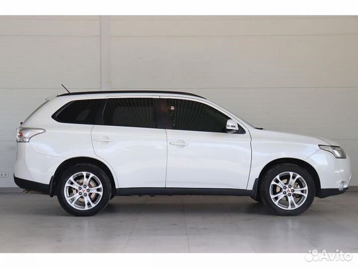 Mitsubishi Outlander 2.4 CVT, 2012, 106 450 км