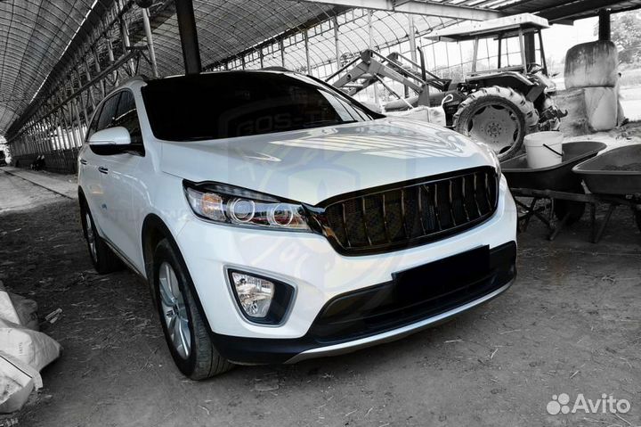 Решетка радиатора Киа Соренто Прайм