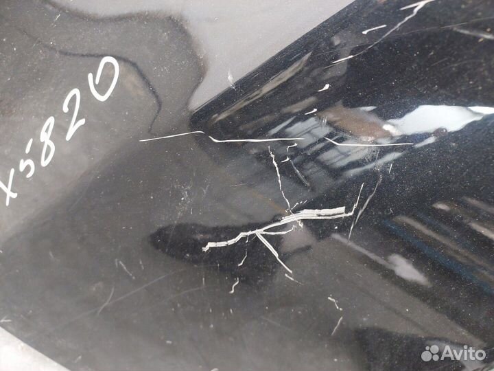 Крыло правое переднее Volvo V40