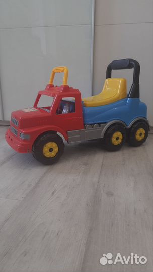 Автомобиль каталка для дома и улицы полесье