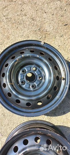 Оригинальные штампованные диски тойота королла