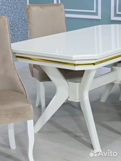 Столы и стулья