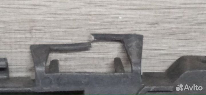 Кронштеин бампера задний левый Citroen C4