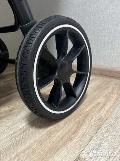 Коляска прогулочная Indigo Epica Lux