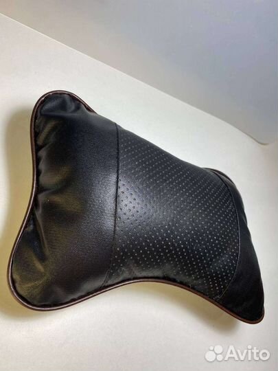 Подушка на подголовник автомобиля