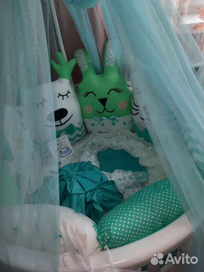 Бортики и балдахин в кроватку