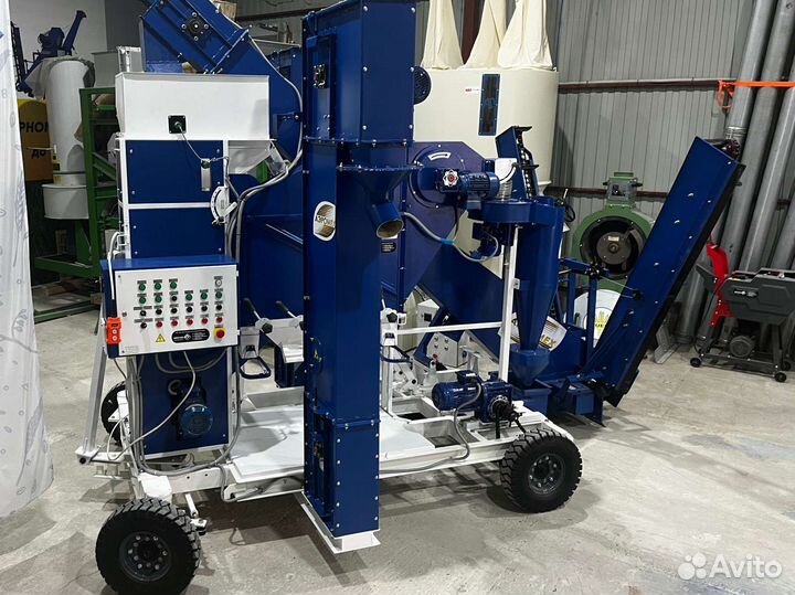 Зерноочистительная машина самоходная сад