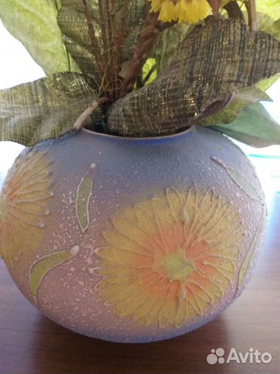 Декоративная ваза с экибаной