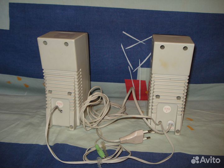 Колонки Dialog с фазоинвертором