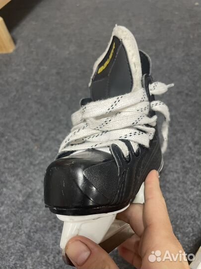 Коньки хоккейные bauer supreme s140
