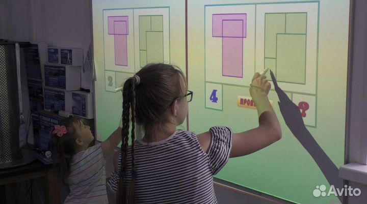 Интерактивная стена кидалки для детей