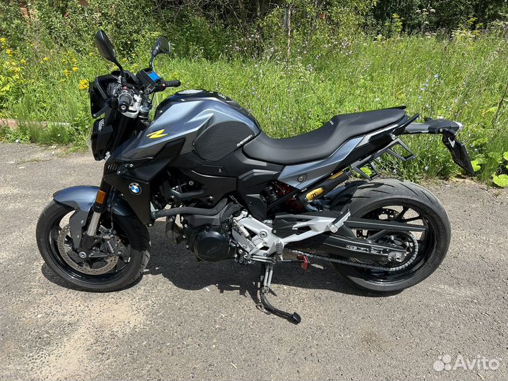 BMW F900R 2022 года 2000 км в идеале