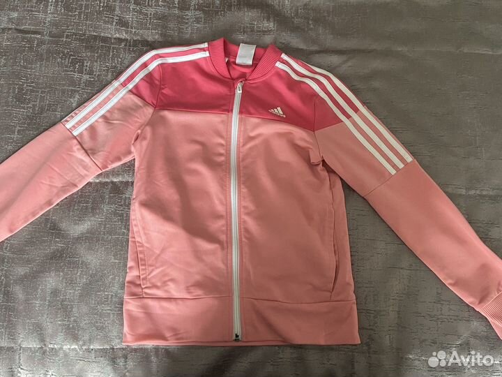Спортивный костюм adidas