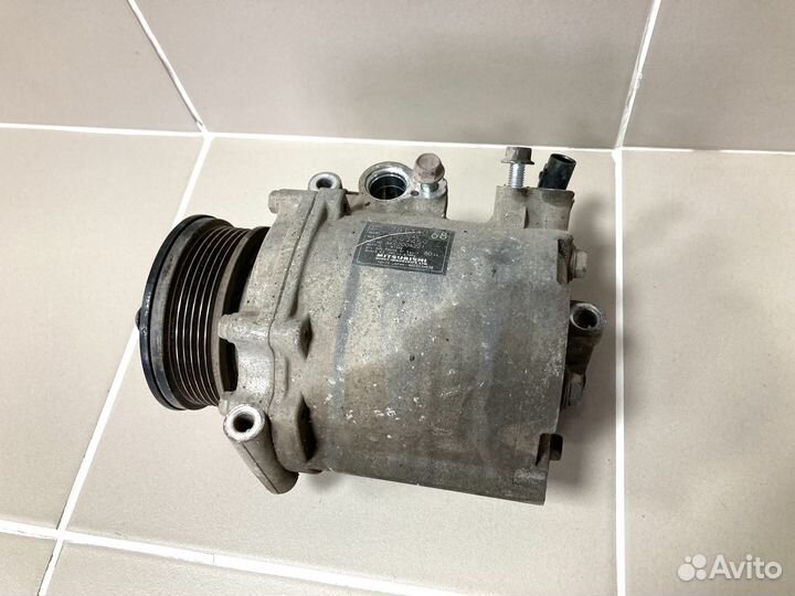 Компрессор кондиционера Mitsubishi 7813A068