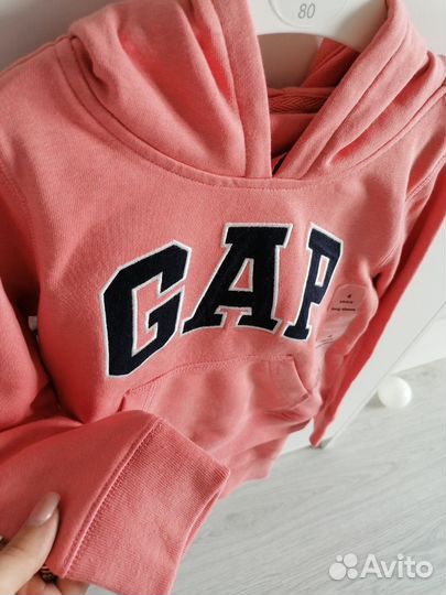 Новый костюм gap на девочку 98 104