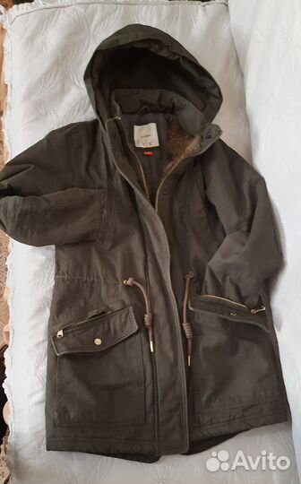 Парка д/девушки 40/42 (S) Pull&Bear