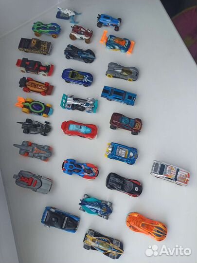 Hot wheels автовоз, машинки и станции