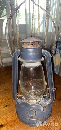 Керосиновый фонарь