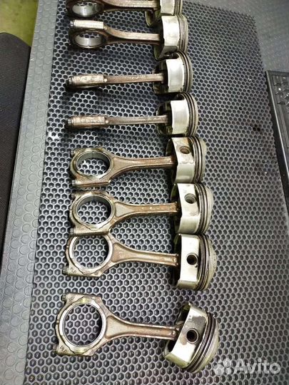 Поршни на 4.2 fsi Q7