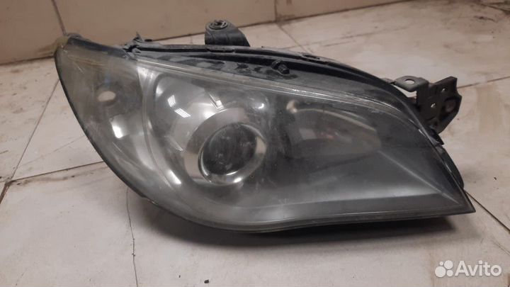 Фара правая Subaru Impreza
