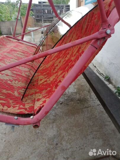 Стекло от мебельной стенки, сфера размер 48*48