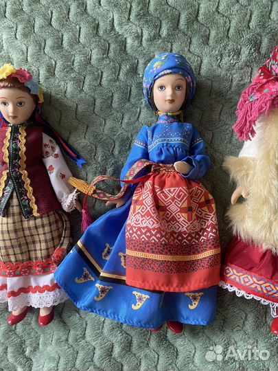 Кукла фарфоровая коллекционная