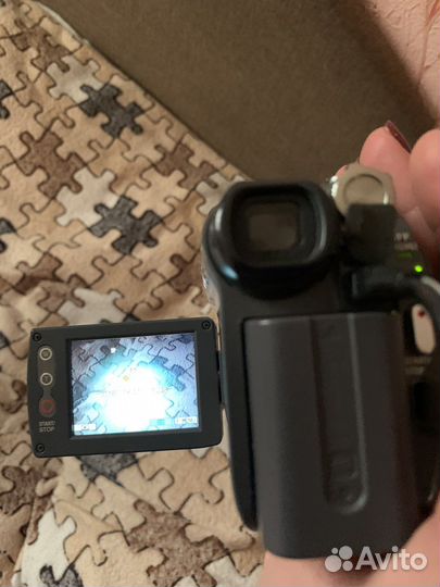 Видеокамера DCR-DVD105