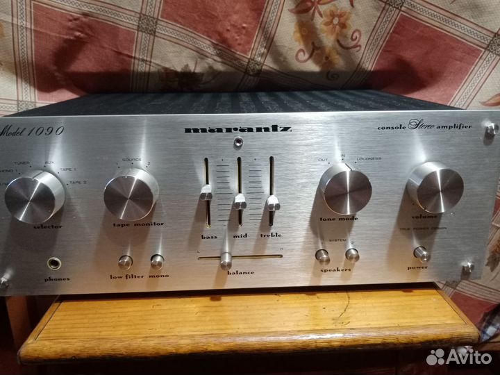 Усилитель Marantz Model 1090
