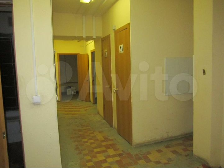 Склад в городе, 1342 м²